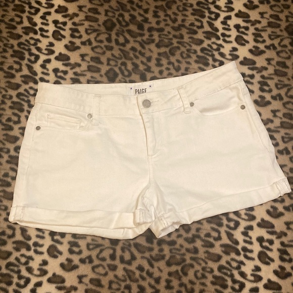 2 for $40 PAIGE Shorts Women’s Size 28 Paige Cuffed Hem Shorts White Jean Shorts - Picture 1 of 14